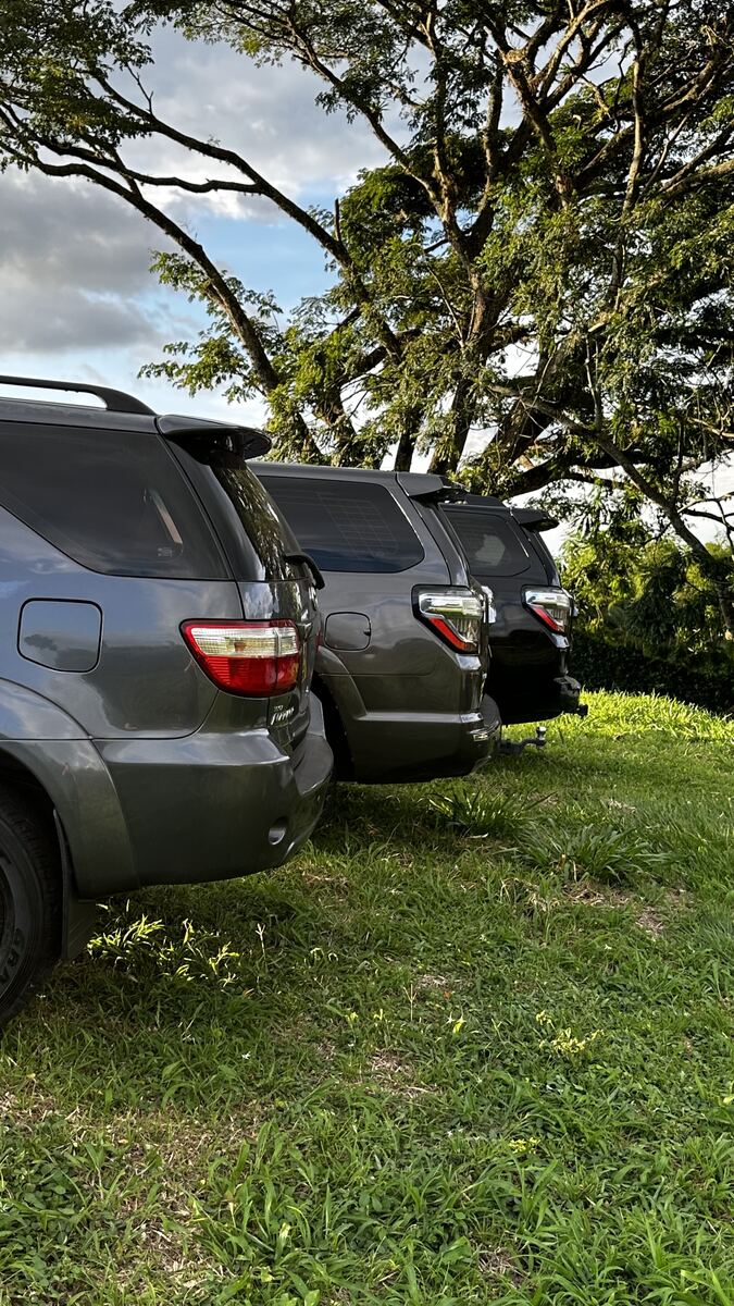 Convoy de vehículos de seguridad Car Help
